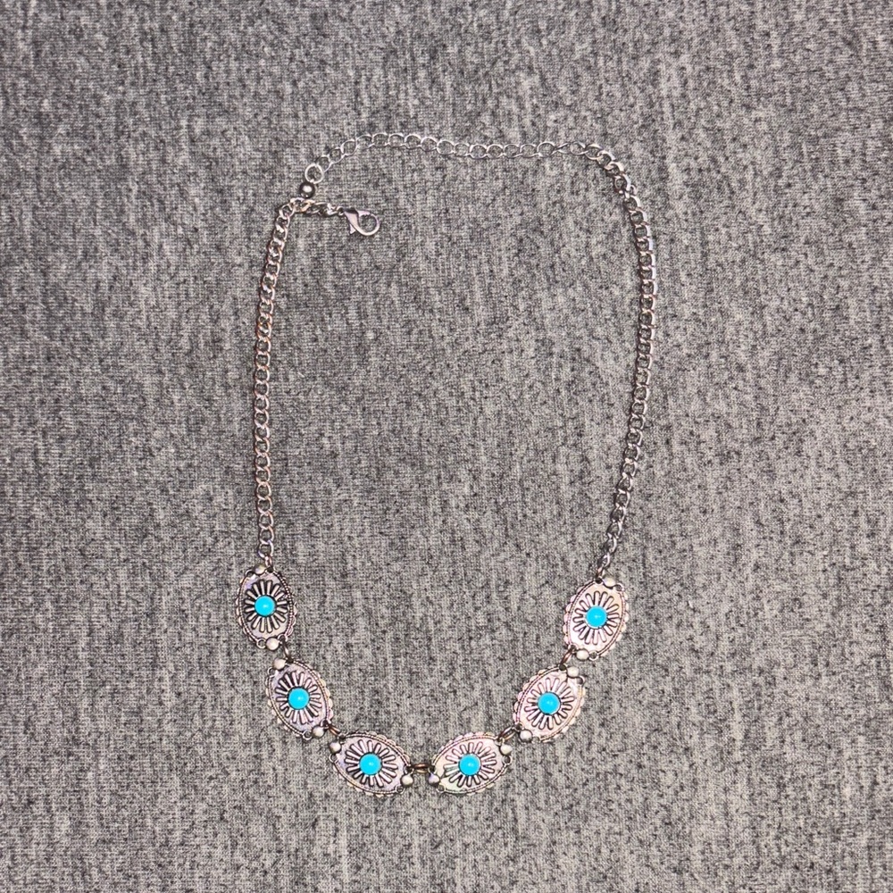 Buckle Silver Necklace with Turquoise Highlights